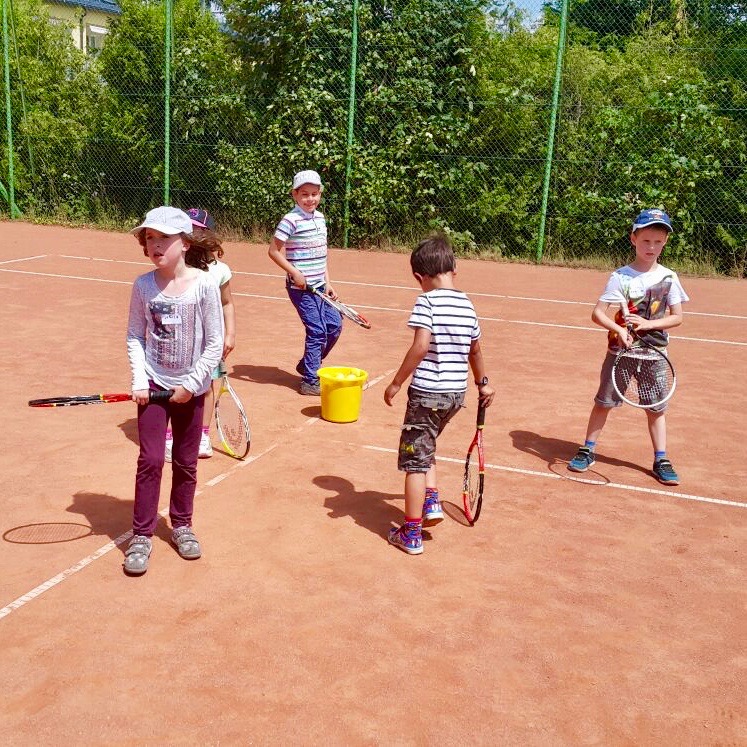 Familien-Tennis-Tag in Mauer
